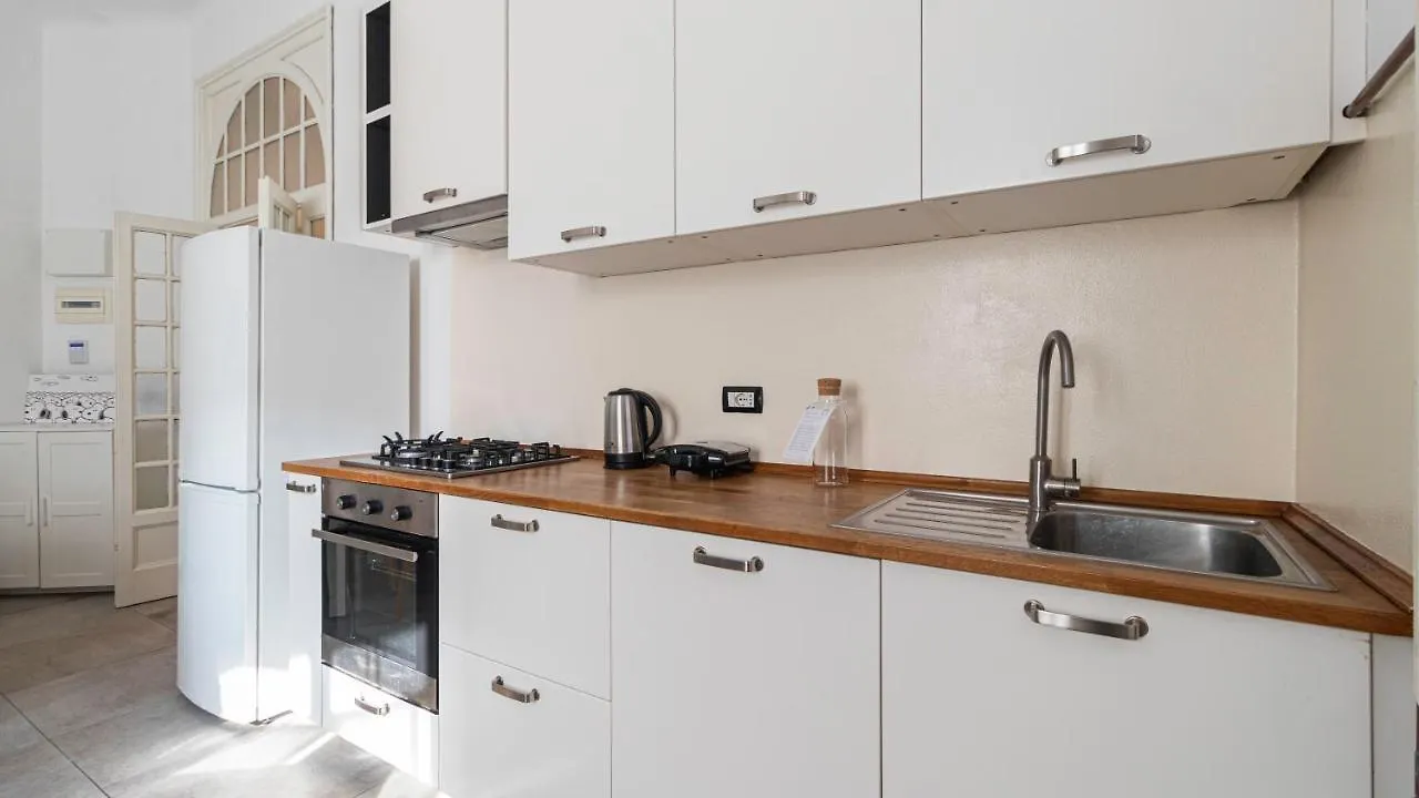 Italianway - Sardegna 40 Apartment Milan